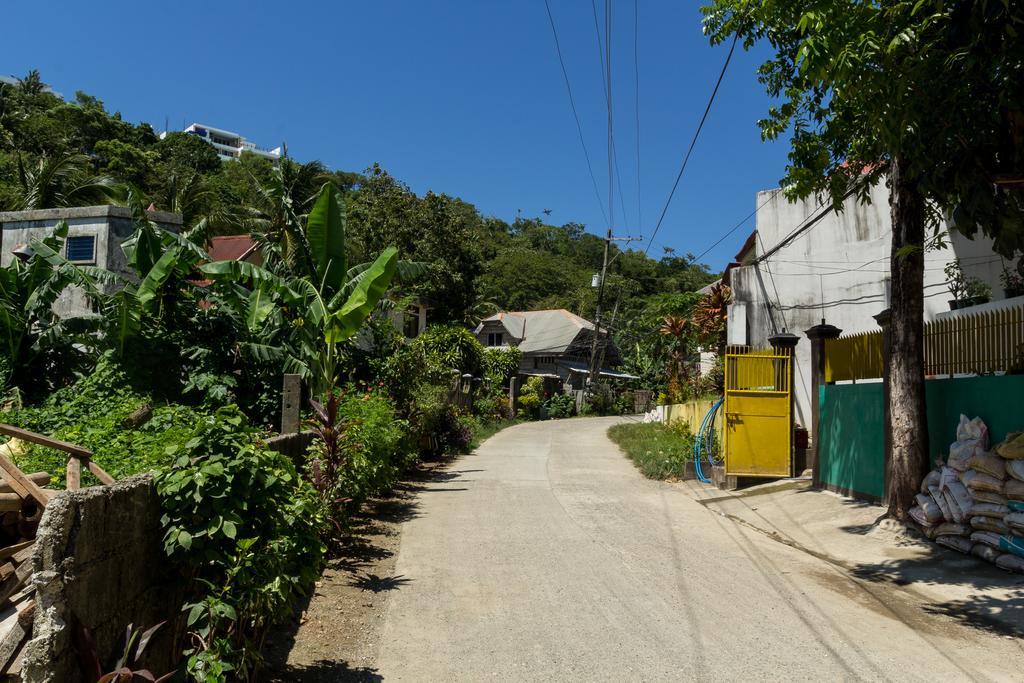 Koko'S Place Diniwid Balabag  Zewnętrze zdjęcie