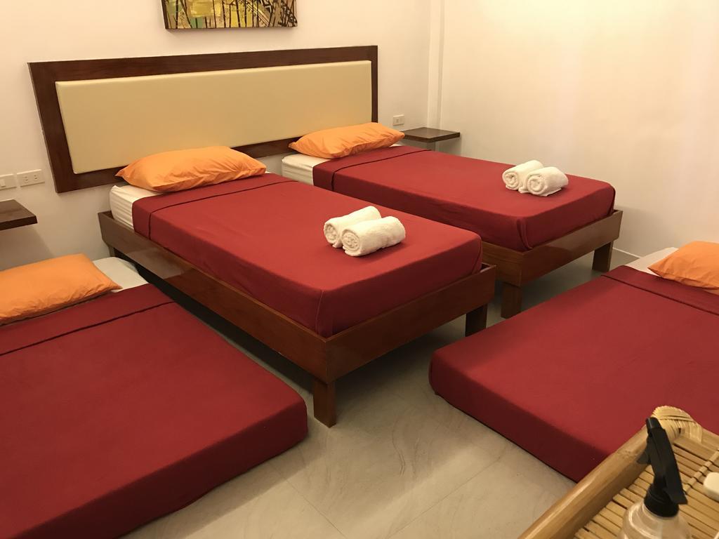 Koko'S Place Diniwid Balabag  Zewnętrze zdjęcie