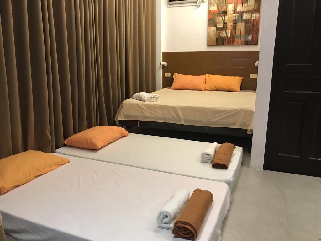 Koko'S Place Diniwid Balabag  Zewnętrze zdjęcie