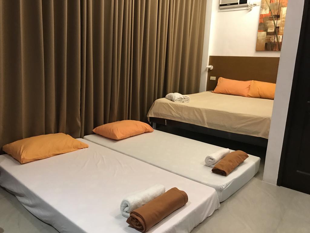 Koko'S Place Diniwid Balabag  Zewnętrze zdjęcie