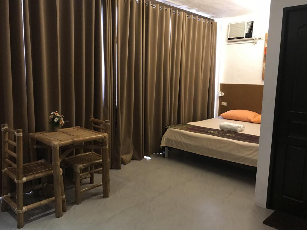 Koko'S Place Diniwid Balabag  Zewnętrze zdjęcie