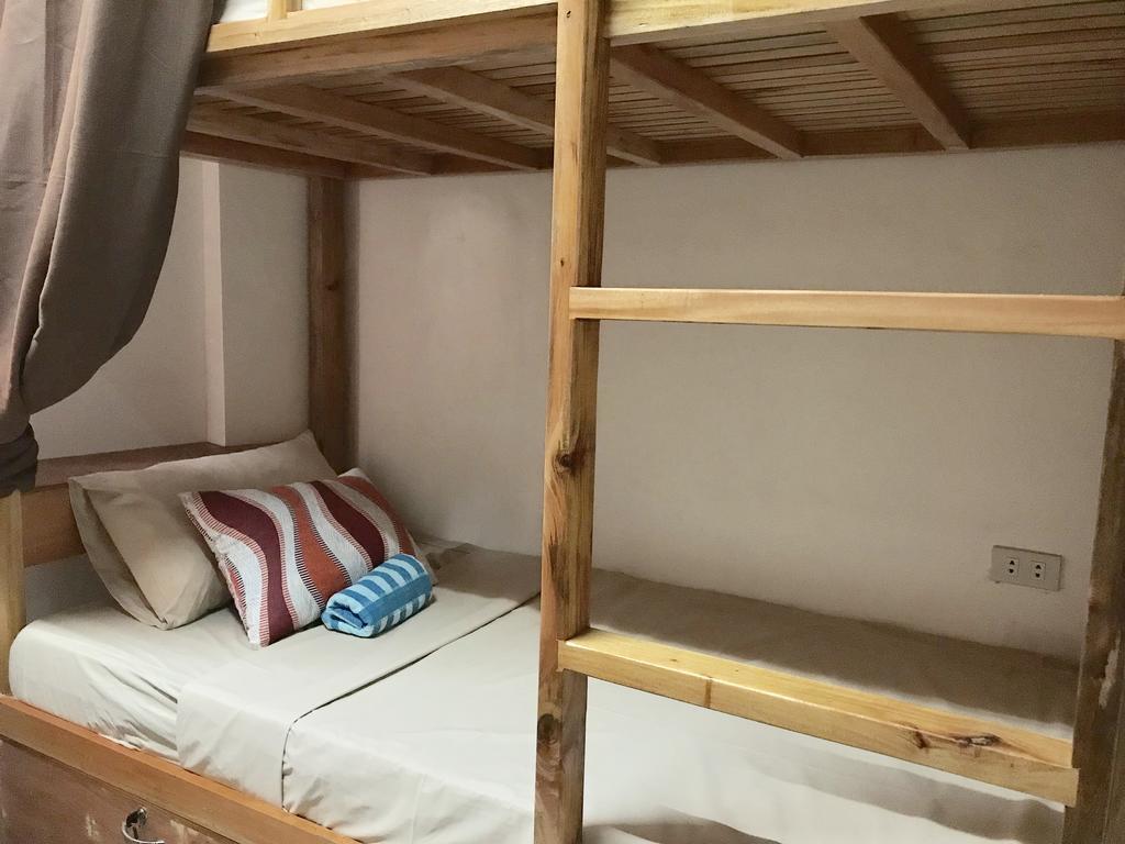 Koko'S Place Diniwid Balabag  Zewnętrze zdjęcie